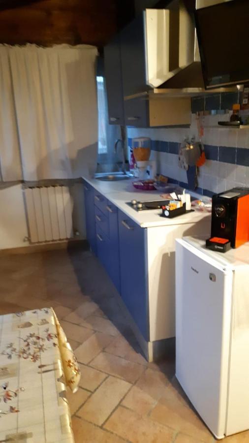 Il Castagneto Bed & Breakfast Camerino Bagian luar foto